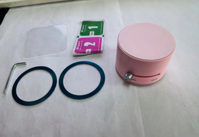 Foldable Magnetic Car Phone Holder – Hands-Free Navigation with Suction Cup for Smartphones